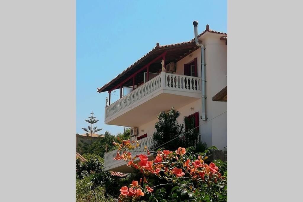 Ueber Den Daechern Von Koroni Exterior foto